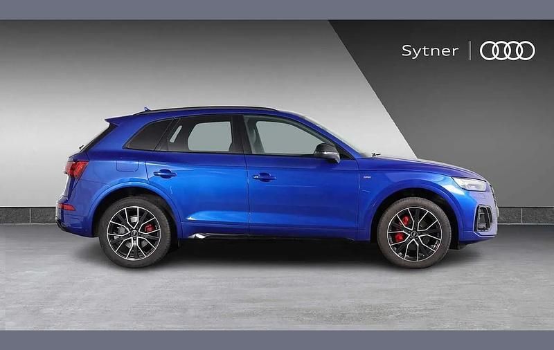 Used Audi Q5 Comfort 200 HP (147 kW) 2022 Blue SUV