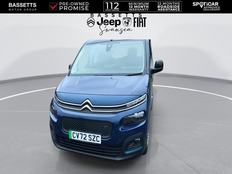 Used Citroën e-Berlingo Feel 100 kW (136 HP) 2022 Blue MPV