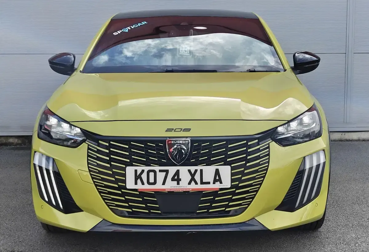 Used Peugeot 208 GTi 99 HP (72 kW) 2025 Yellow Hatchback