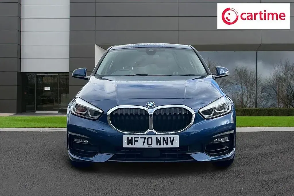 Used BMW 118 Sport Line 140 HP (102 kW) 2020 Blue Hatchback
