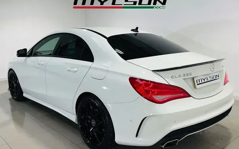 Usado Mercedes CLA220 AMG 177 HP (130 kW) 2014 Sedan