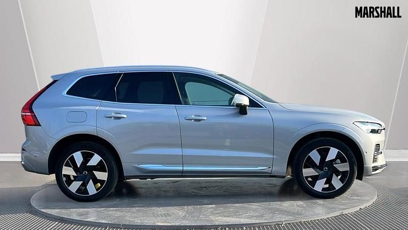 Used Volvo XC60 Ultra 455 HP (334 kW) 2025 Silver SUV