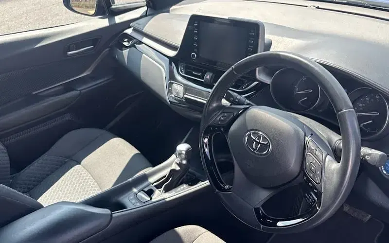 Used Toyota C-HR 122 HP (89 kW) 2021 Blue SUV