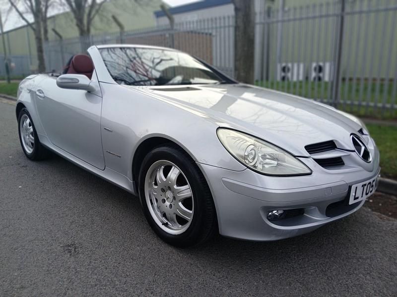 Used Mercedes SLK200 163 HP (119 kW) 2005 Silver Cabriolet
