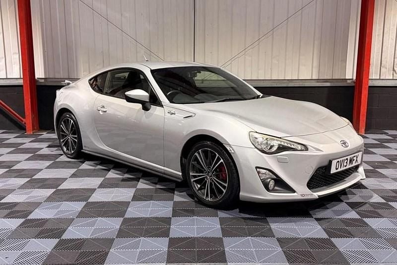 Used Toyota GT86 GT 200 HP (147 kW) 2013