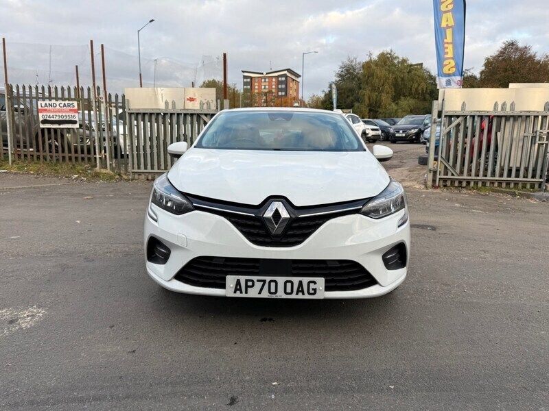 White Used 2020 Renault Clio V Play Hatchback | £5,700 - Image 1/4