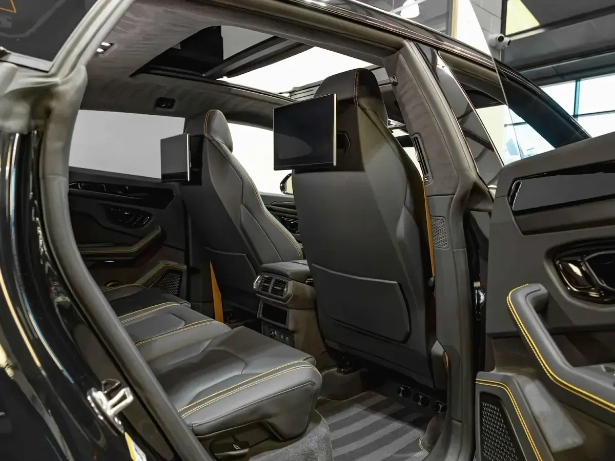 Used Lamborghini Urus 2025 Black SUV