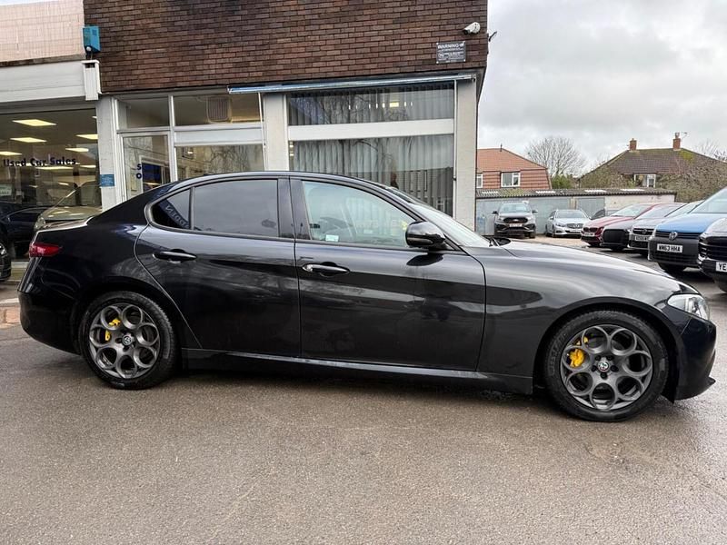Used Alfa Romeo Giulia Super 200 HP (147 kW) 2018 Black Sedan