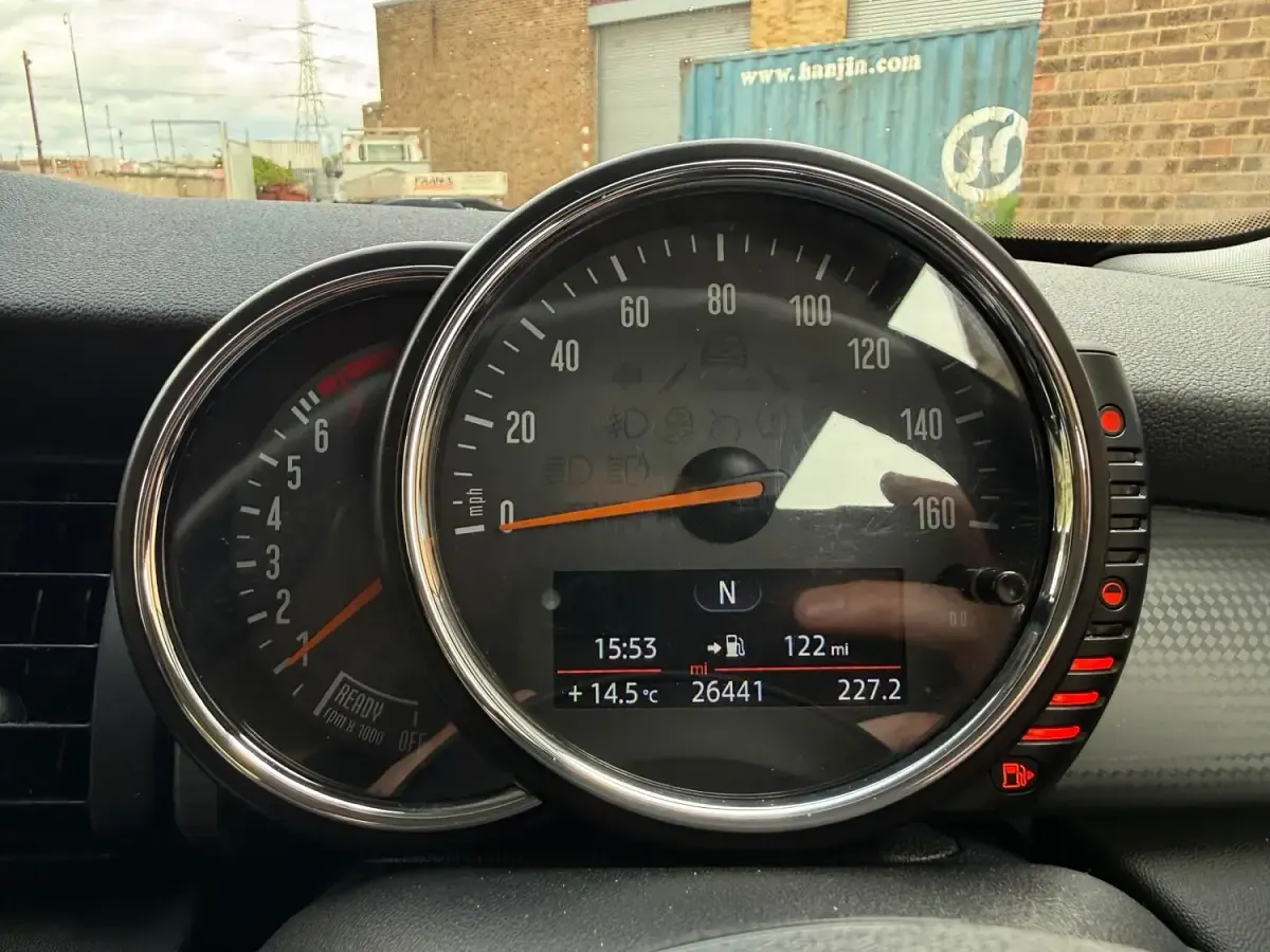 Used Mini ONE Hatch 102 HP (75 kW) 2014 Blue Hatchback