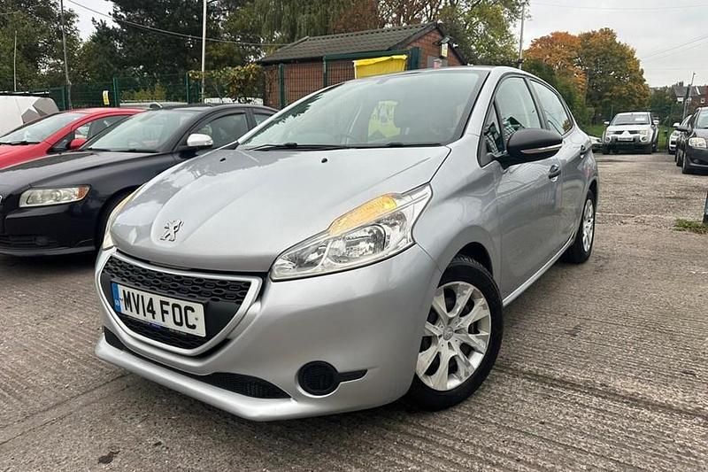 Silver Used 2014 Peugeot 208 Access Hatchback | £2,495 (Good price) - Image 1/1