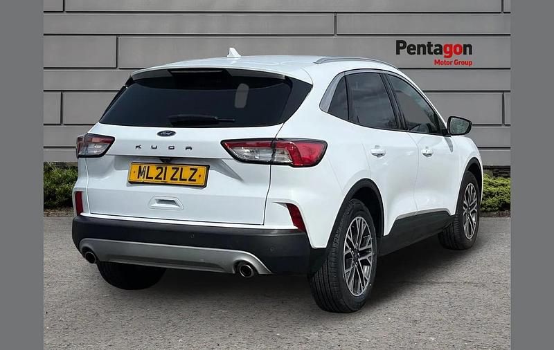 Used Ford Kuga Titanium 120 HP (88 kW) 2021 White SUV