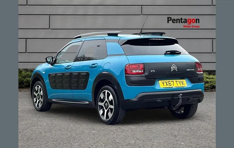 Used Citroën C4 Flair 108 HP (79 kW) 2017 Blue SUV