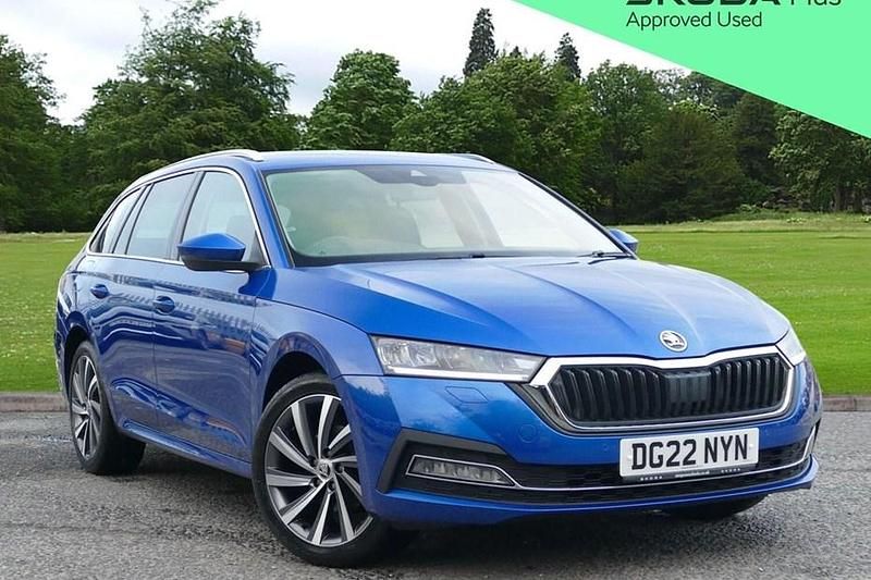 Race blue metallic Used 2022 Skoda Octavia SE L Estate | £19,995 (A bit pricey) - Image 1/1