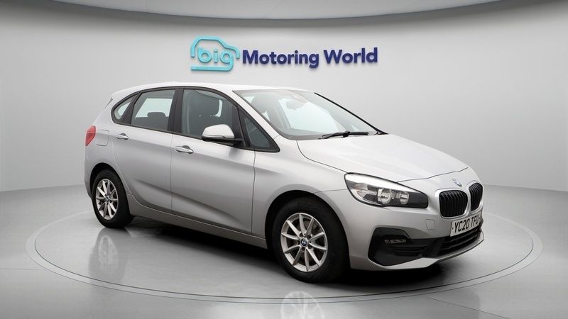 Used 2020 BMW 220 Estate | £14,600 (Good price) - Image 1/4