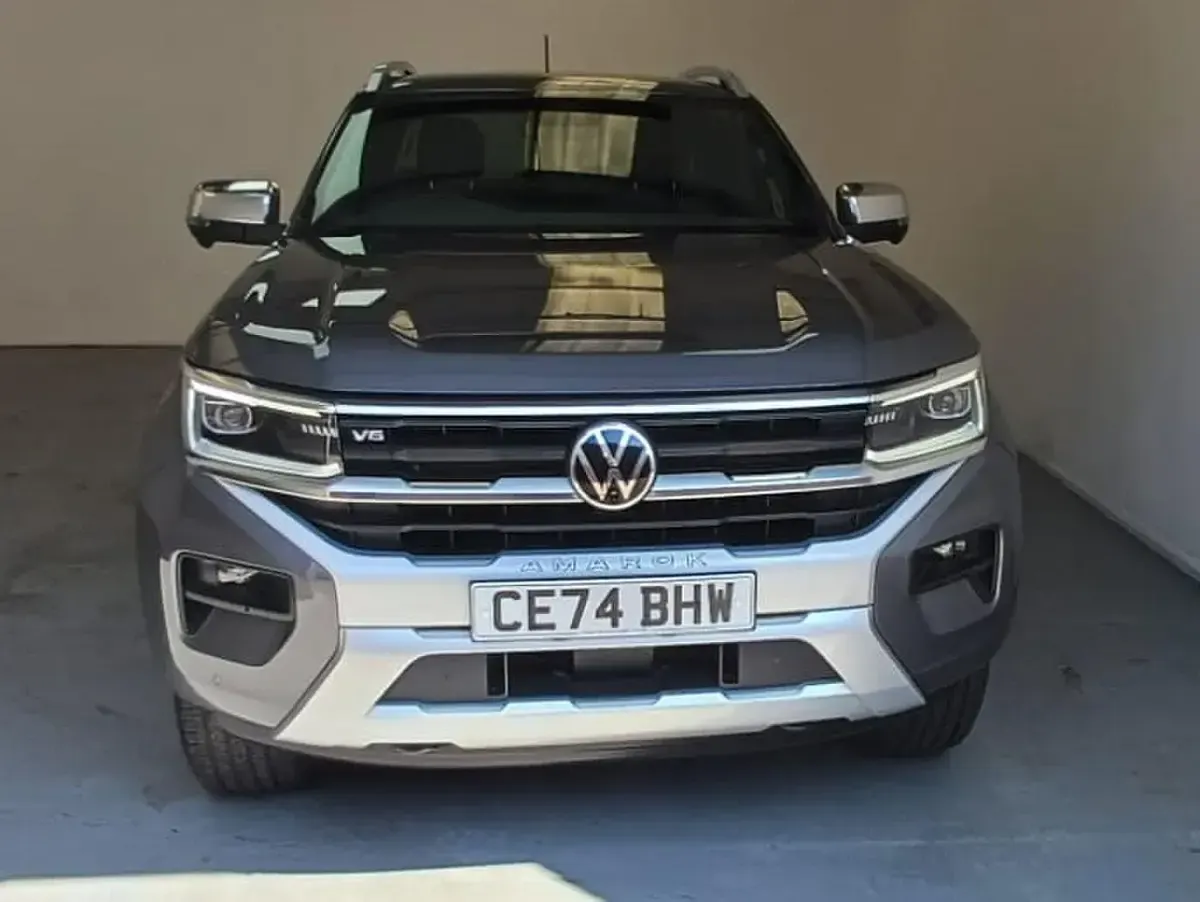 Used VW Amarok Aventura 240 HP (176 kW) 2024 Grey Pickup