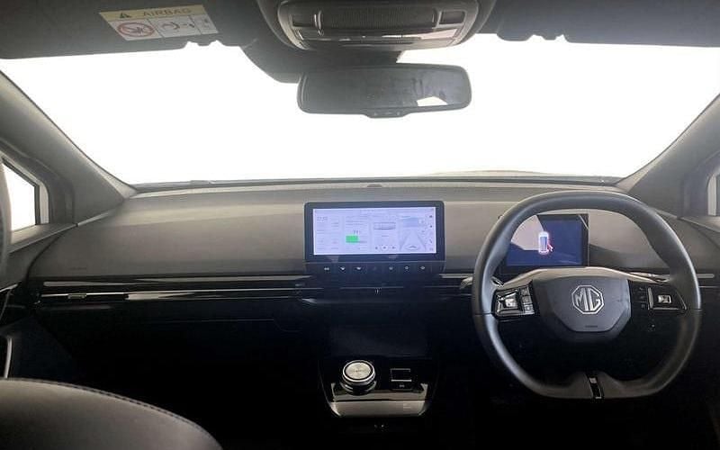 Used MG MG4 EV Trophy 150 kW (204 HP) 2025 Hatchback