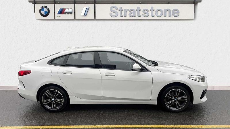 Used BMW 218 Sport Line 134 HP (98 kW) 2022 White Coupe