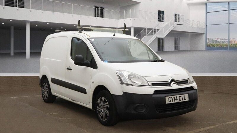 White Used 2014 Citroën Berlingo MPV | £4,299 (Good price) - Image 1/4