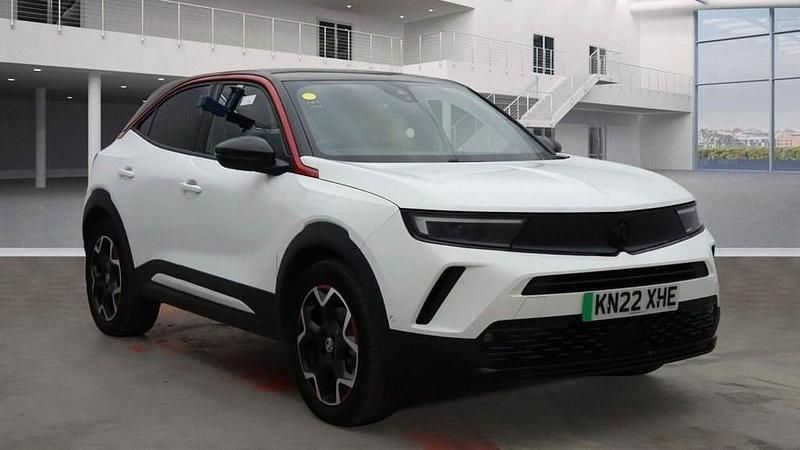 White Used 2022 Vauxhall Mokka SRi SUV | £12,995 (Fair price) - Image 1/3