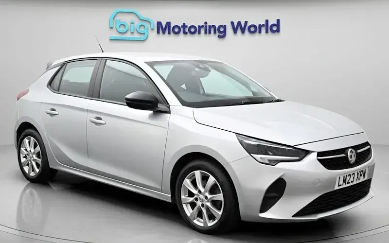 Used Vauxhall Corsa Design Edition 101 HP (74 kW) 2023 Hatchback