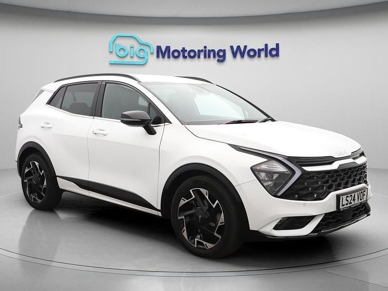 White Used 2024 Kia Sportage 4 SUV | £25,700 (Super price) - Image 1/4