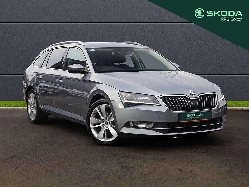 Business grey metallic Used 2018 Skoda Superb SE L Executive Estate | £14,995 (Fair price) - Image 1/4