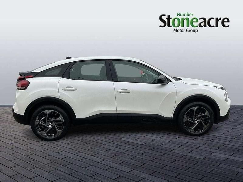 Used Citroën C4 PureTech 130 HP (95 kW) 2024 White SUV