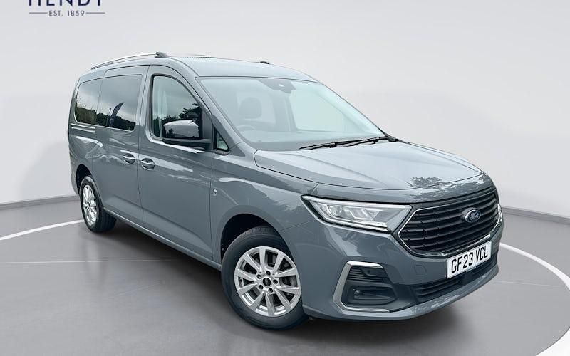 Used 2024 Ford Tourneo Connect Titanium MPV | £23,999 (Good price) - Image 1/4