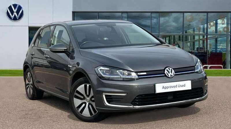Indium grey metallic Used 2019 VW e-Golf Hatchback | £9,947 (Fair price) - Image 1/4