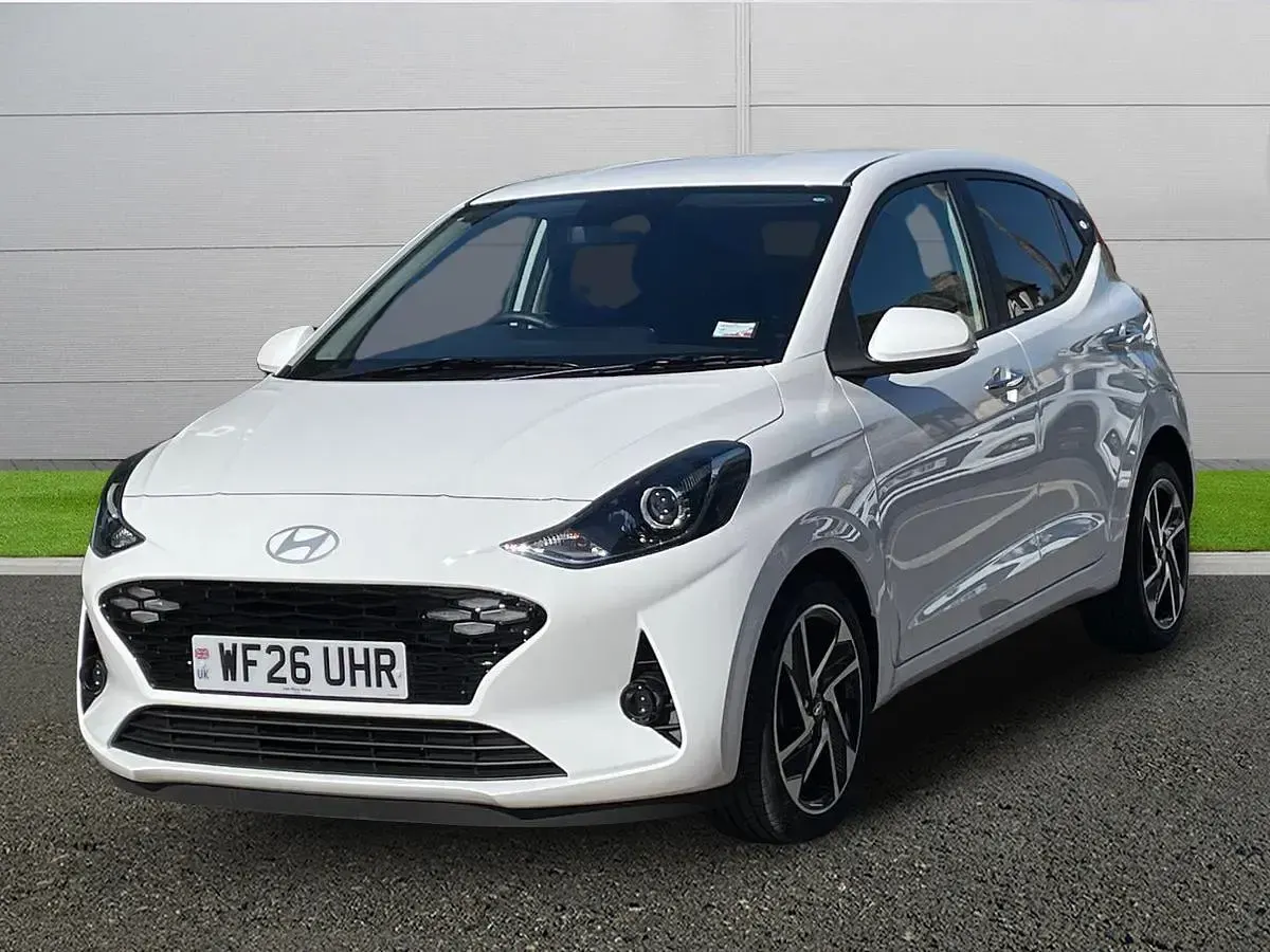 Used Hyundai i10 Premium 79 HP (58 kW) 2026 White Hatchback