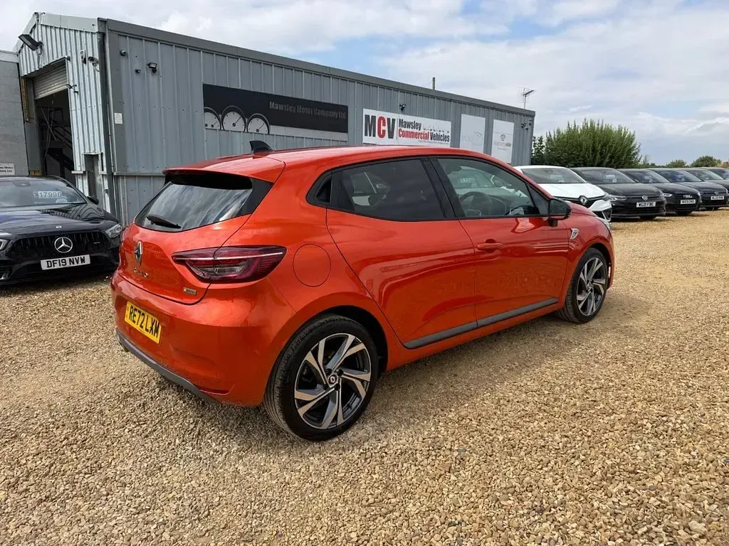 Used Renault Clio RS Line 90 HP (66 kW) 2022 Orange Hatchback