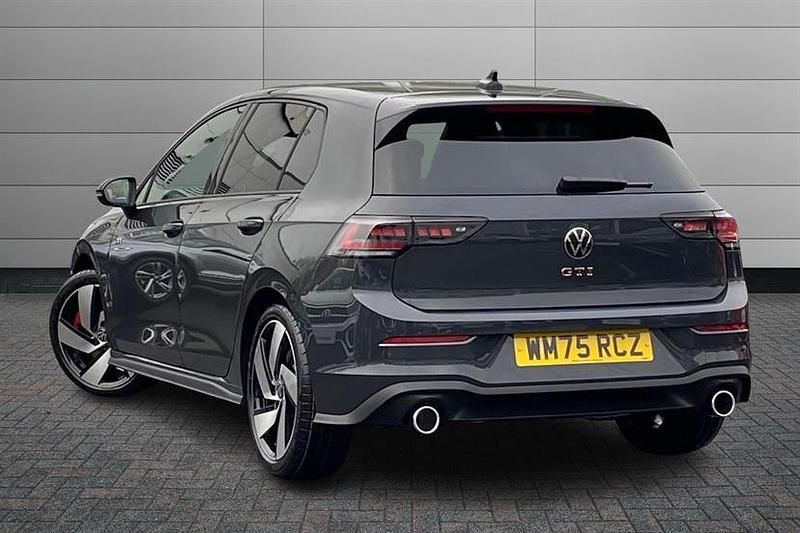 New VW Golf VIII GTI 265 HP (194 kW) 2025 Urano grey Hatchback