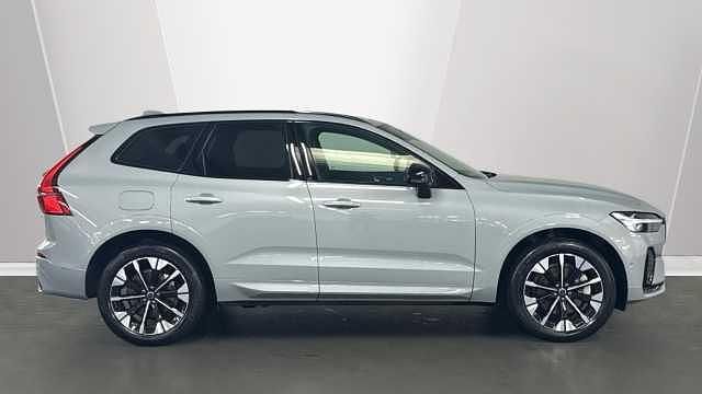Usado Volvo XC60 Plus 247 HP (181 kW) 2026 SUV