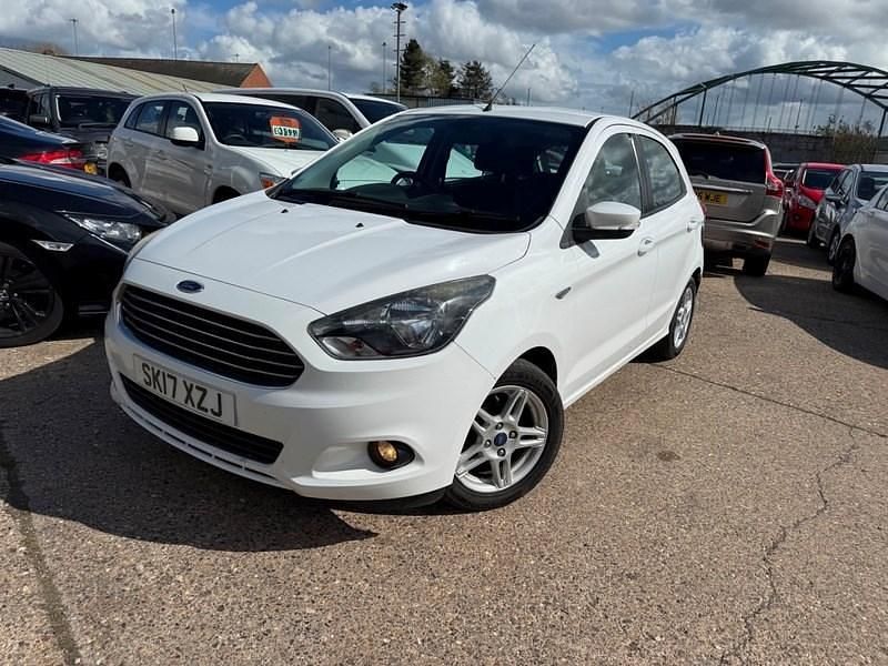Second-hand Ford Ka Plus Zetec 70 CP (51 kW) 2017 Alb Hatchback