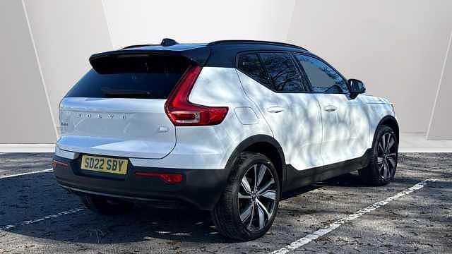Used Volvo XC40 R-Design Pro 262 HP (192 kW) 2021 White SUV