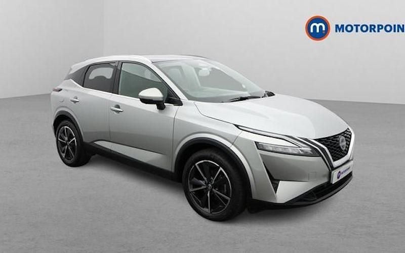 Used Nissan Qashqai Tekna 158 HP (116 kW) 2022 Silver SUV