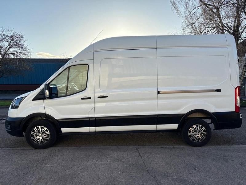 Used Ford Transit 130 HP (95 kW) 2022 White Van