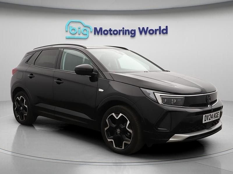Black Used 2024 Vauxhall Grandland X Ultimate SUV | £21,800 (Good price) - Image 1/4