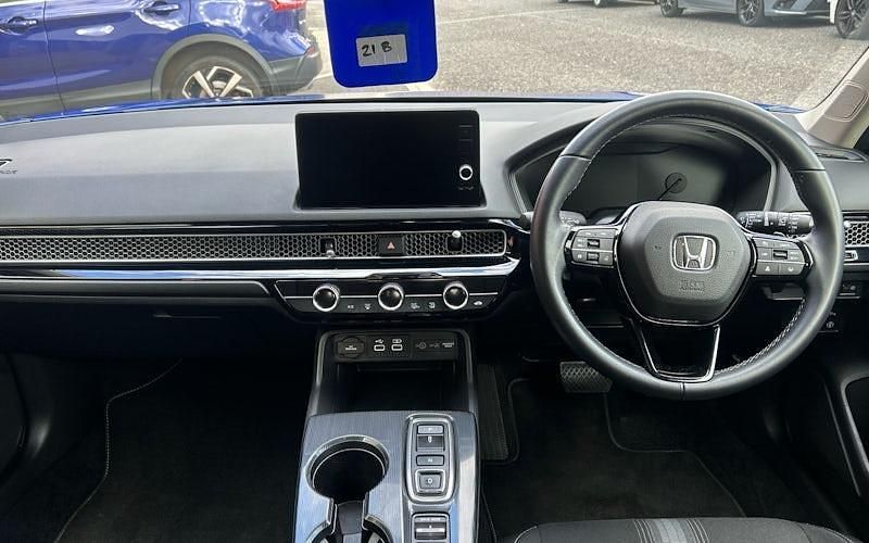 Used Honda Civic Elegance 143 HP (105 kW) 2024 Hatchback