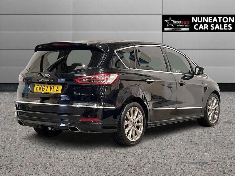 Used Ford S-MAX Vignale 180 HP (132 kW) 2017 Black MPV