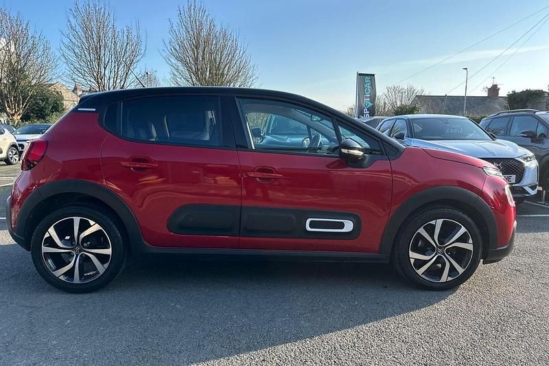 Used Citroën C3 PureTech 82 HP (60 kW) 2021 Red Hatchback