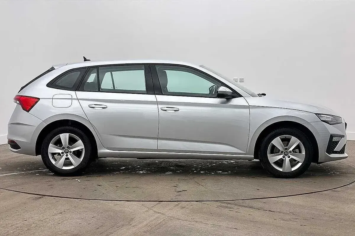 Used Skoda Scala SE 85 HP (62 kW) 2025 Brilliant silver metallic Hatchback