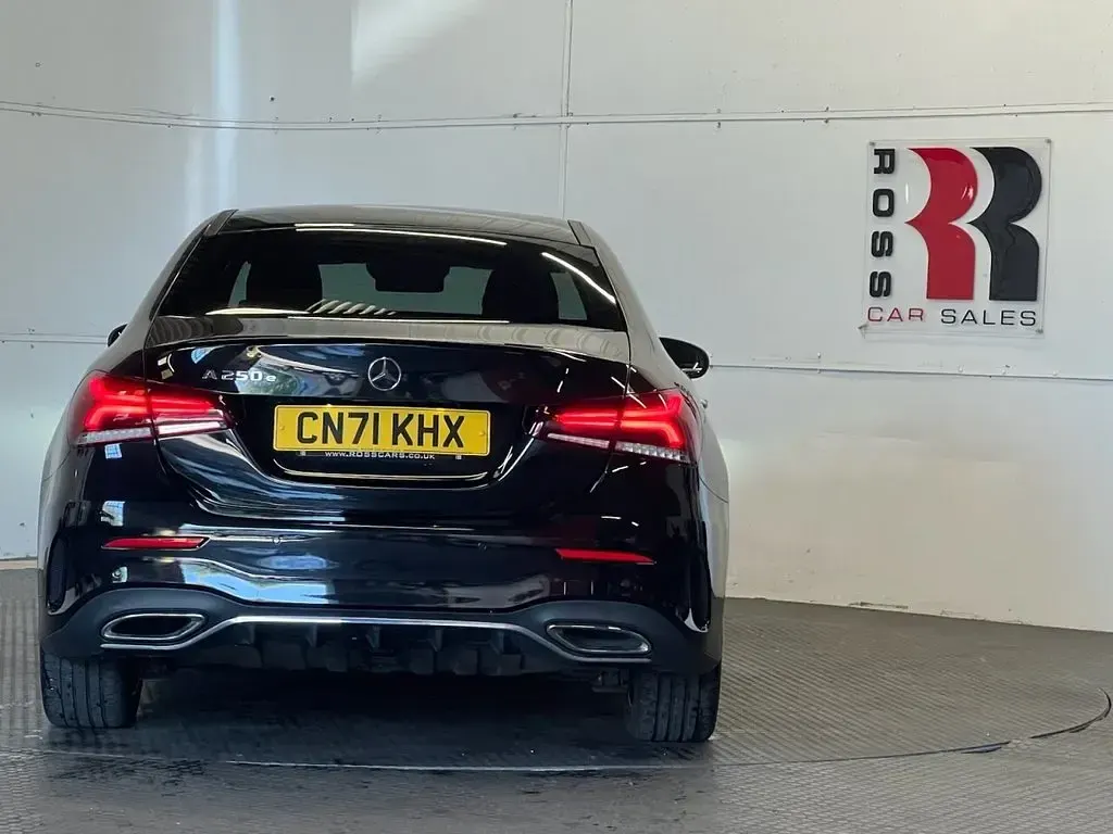 Usado Mercedes A250 AMG line 2021 Preto Sedan