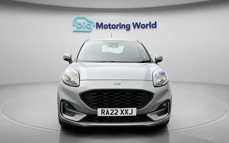 Käytetty Ford Puma ST-Line 125 HP (91 kW) 2022 Katumaasturi