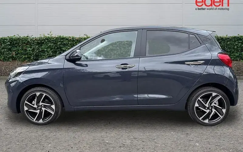 Used Hyundai i10 Premium 63 HP (46 kW) 2026 Hatchback