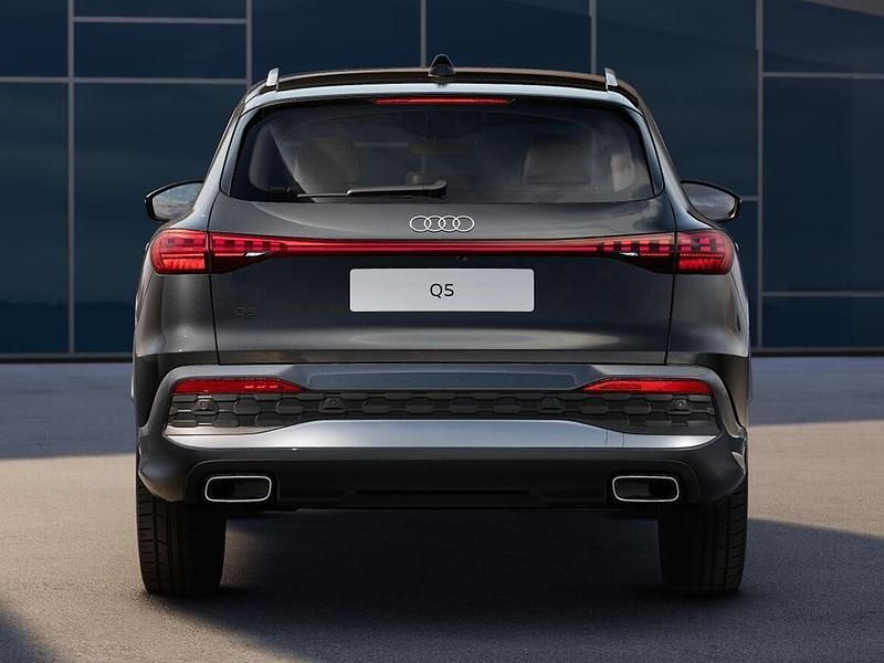 New Audi Q5 Sport 2026 Black SUV