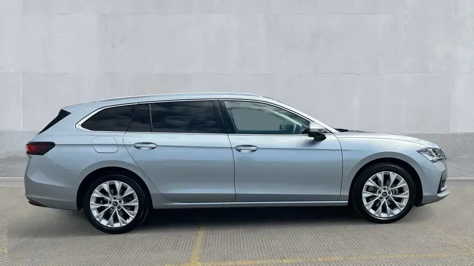 Used Skoda Superb SE L 150 HP (110 kW) 2025 Pebble silver