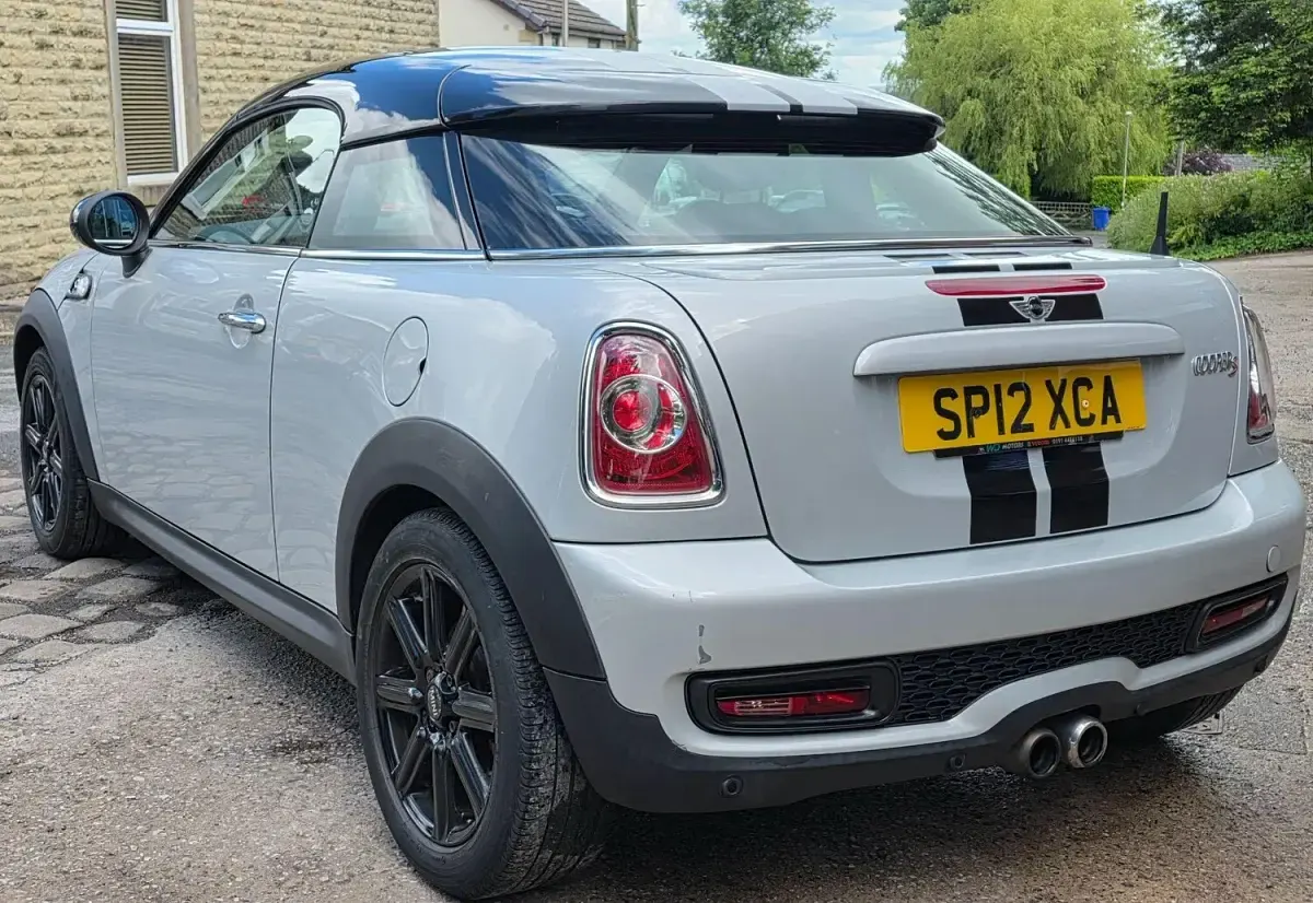 Used Mini Cooper S Coupé 184 HP (135 kW) 2012 Silver Coupe