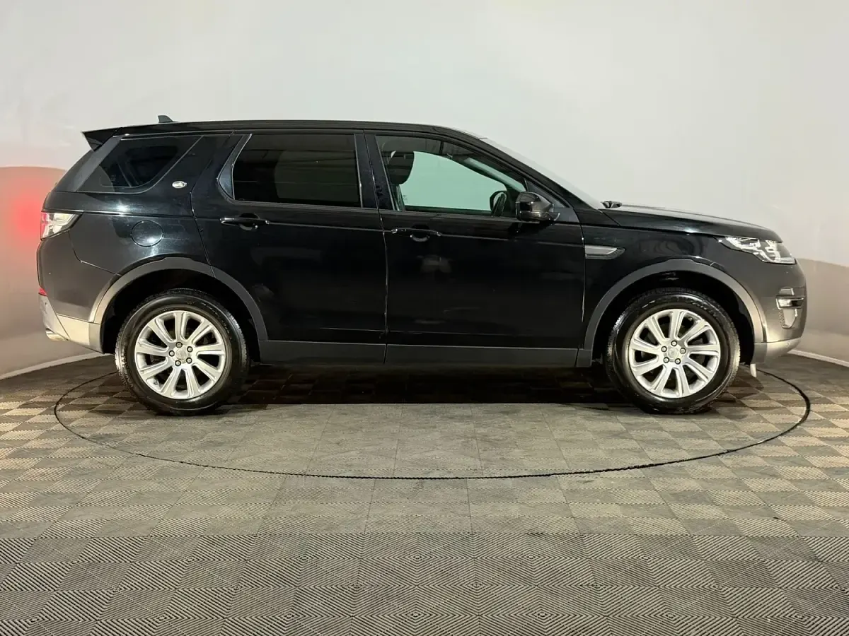 Used Land Rover Discovery Sport SE 190 HP (139 kW) 2015 Black SUV
