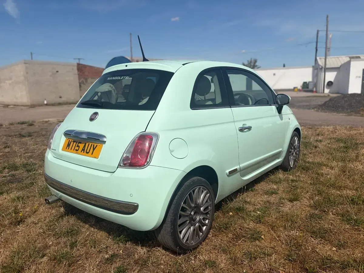 Used Fiat 500 Lounge 69 HP (50 kW) 2015 Green Hatchback